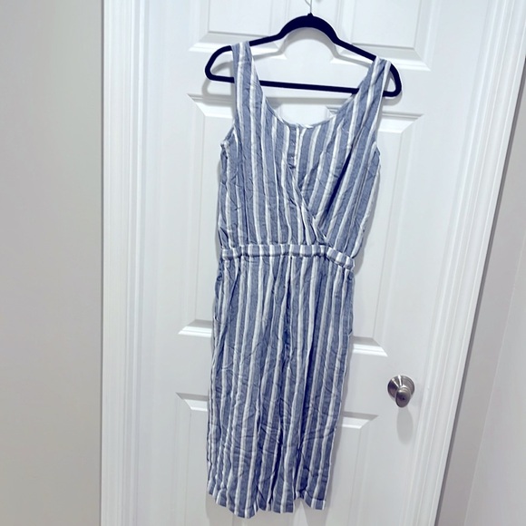 Anthropologie Cloth & Stone Striped cropped linen Jumpsuit romper XS blue white - Picture 6 of 10